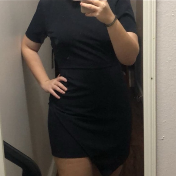 Lulu’s Dress - Picture 3 of 4